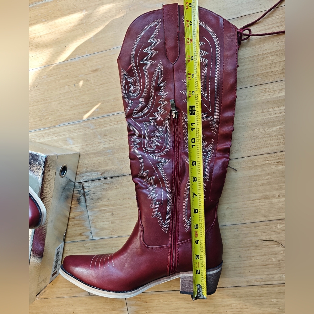 Red Embroidered Cowboy Boots - image 5